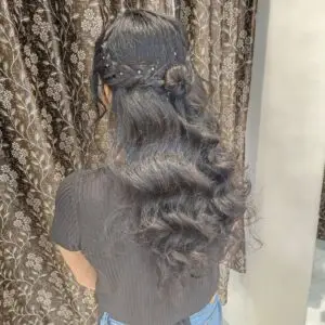 hair-style-in-divya-graceful-glam-chanakyapuri-ahmedabad